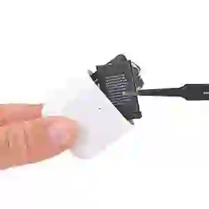 Thay pin hộp đựng tai nghe AirPods Pro