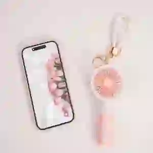 Quạt mini cầm tay hình Caro YM88510 ( Màu Ngẫu Nhiên )