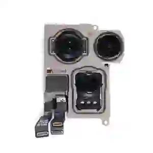 Rửa đốm camera sau iPhone 15 Pro Max