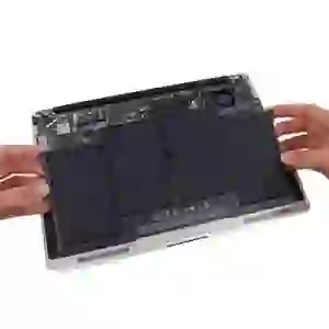 Thay pin MacBook Air 2010 13 inch A1466
