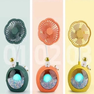 Quạt Mini đèn hình bông hoa HD6604 ( Màu Ngẫu Nhiên )