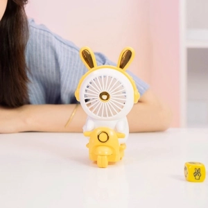Quạt Mini hình thỏ xe máy HD6611 ( Màu Ngẫu Nhiên )