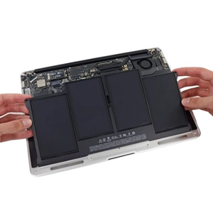 Thay pin MacBook Air 2010 13 inch A1466