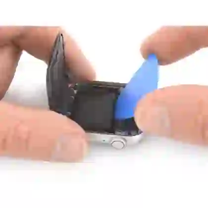 Thay pin  Apple Watch Series 7 chính hãng Aries 1