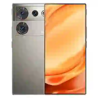ZTE Nubia Z50 Ultra 1