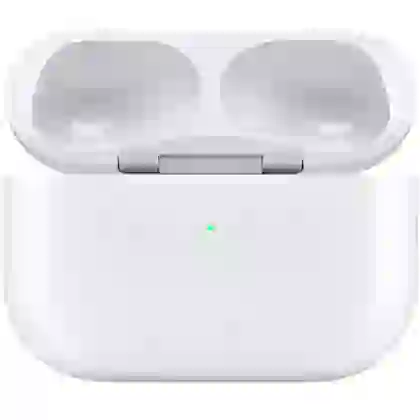 Hộp sạc AirPods Pro 2 2023 Lightning 1