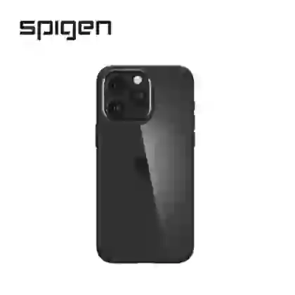 Ốp lưng iPhone 15 Pro Spigen Ultra Hybrid hỗ trợ sạc Magsafe 1