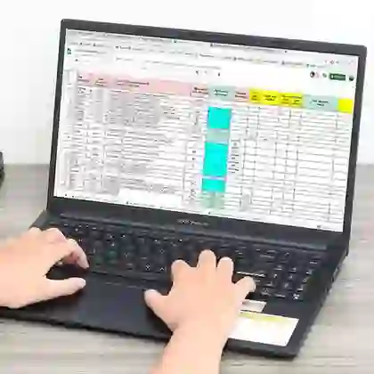 Laptop Asus Vivobook 15 X1504ZA-NJ1528W - Cũ trầy xước 11