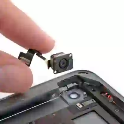 Thay camera sau iPad Mini 2 6