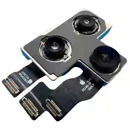 thay camera sau iphone 11 pro max chính hãng hatech 1