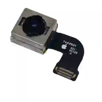 thay camera sau iphone se 2022 chính hãng hatech 3