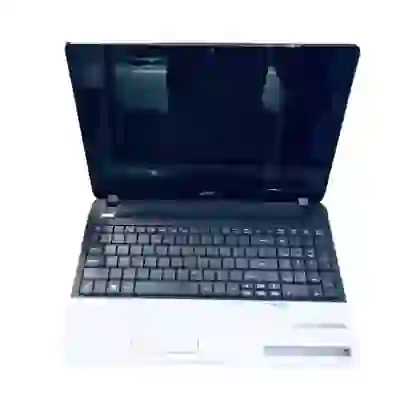Thay màn hình laptop Acer Aspire E1 571 3