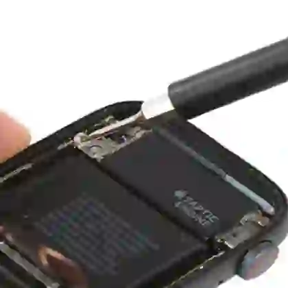 Thay pin  Apple Watch Series 3 chính hãng Aries 3