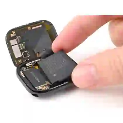 Thay pin  Apple Watch Series 8 chính hãng Aries 2