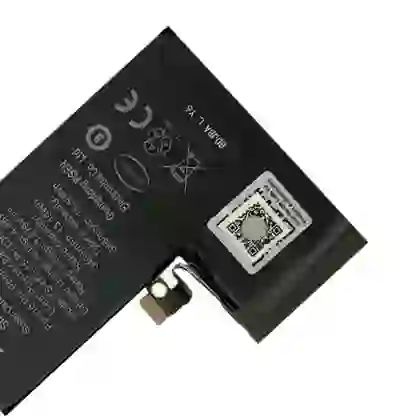 Thay pin iPhone 15 Pro dung lượng siêu cao chính hãng Pisen 8