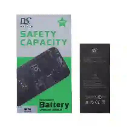 thay pin iPhone 7 chính hãng Daison 3