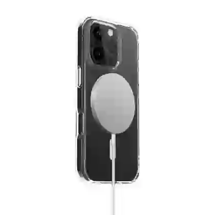 Ốp lưng iPhone 16 Pro Likgus Magsafe trong suốt 2