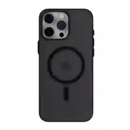 wp-content/uploads/images/op-lung-iphone-16-pro-max-switcheasy-pp-4.jpg