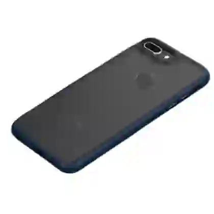 wp-content/uploads/images/op-lung-likgus-iphone-7-8-plus-trong-nham-7.jpg