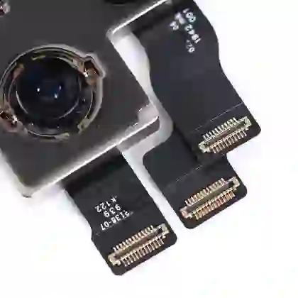 thay camera sau iphone 11 pro chính hãng gena 4