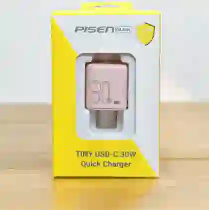 wp-content/uploads/images/products/243631/sac-pisen-quick-mr-white-tiny-usb-c-30w-17754678525324.png