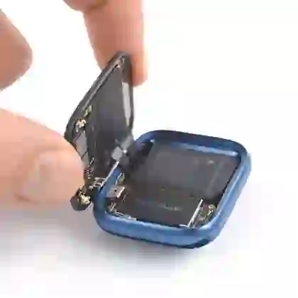 wp-content/uploads/images/products/244508/thay-pin-apple-watch-series-7-17636313419743.png