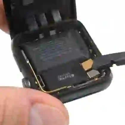 wp-content/uploads/images/products/245760/thay-pin-apple-watch-series-2-chinh-hang-aries-17636357973906.png