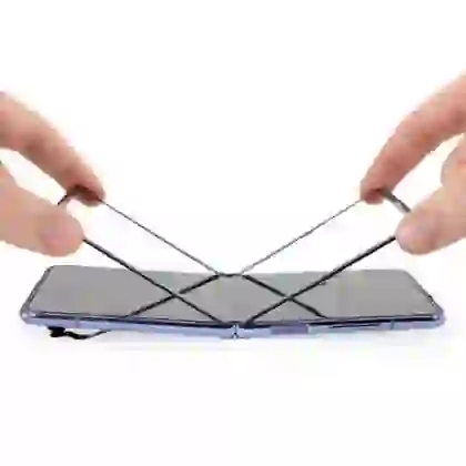 thay ép kính màn hình ngoài Samsung Galaxy Z Flip 1 4