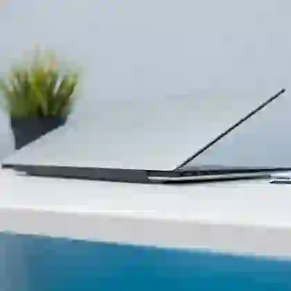 wp-content/uploads/images/products/252982/laptop-dell-xps-13-7390-cu-tray-xuoc-17563002104048.png