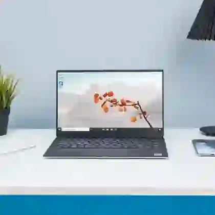 wp-content/uploads/images/products/252982/laptop-dell-xps-13-7390-cu-tray-xuoc-17563002109714.png