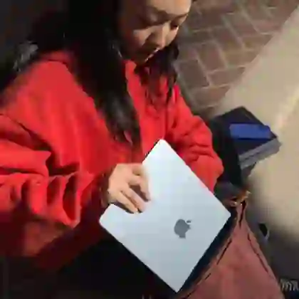 wp-content/uploads/images/products/255484/macbook-air-m4-13-inch-10cpu-10gpu-16gb-512gb-2025-sac-70w-vn-a-da-kich-hoat-17585447918206.png