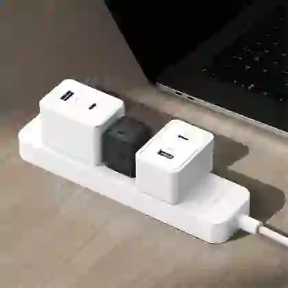 wp-content/uploads/images/products/263213/sac-nhanh-baseus-palm-1c-20w-us-kem-cap-usb-c-to-lightning-dai-1m-17695050495672.png