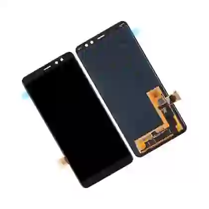Thay màn hình Samsung Galaxy A8 Plus 2018 loại A+ 4