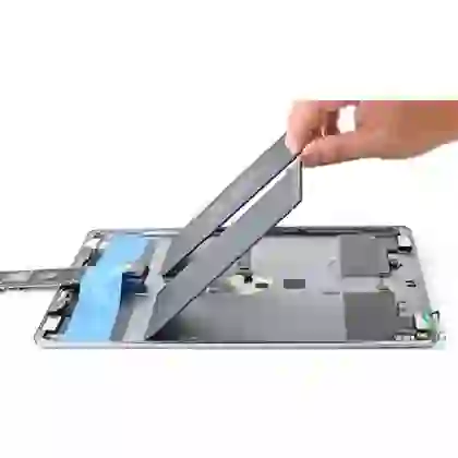 thay pin ipad pro 12.9 2017 4
