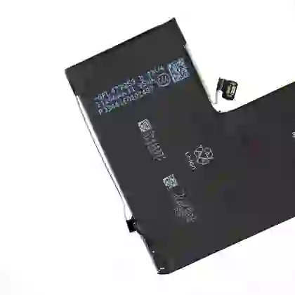 thay pin iPhone 11 Pro Max chính hãng Vmas 8