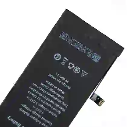 thay pin iPhone 11 chính hãng Vmas 9