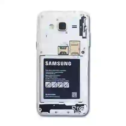 Thay pin Samsung Galaxy J3 Prime 3
