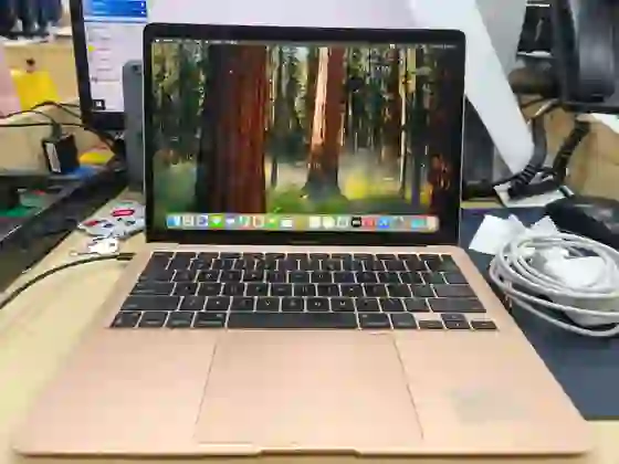 APPLE MACBOOK AIR M1 256GB 2020 VÀNG (MGND3) CŨ - TRẦY XƯỚC - ******Z51WG2 - 1