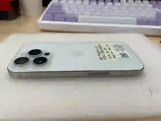 iPhone 15 Pro 128GB - Cũ trầy xước - Titan Trắng - ****GYLCFJ - 4