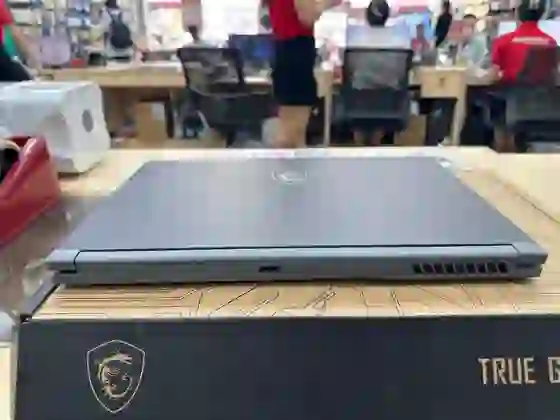 MSI Thin 15 B13VE 2824VN - Đã kích hoạt - *******003169 - 9