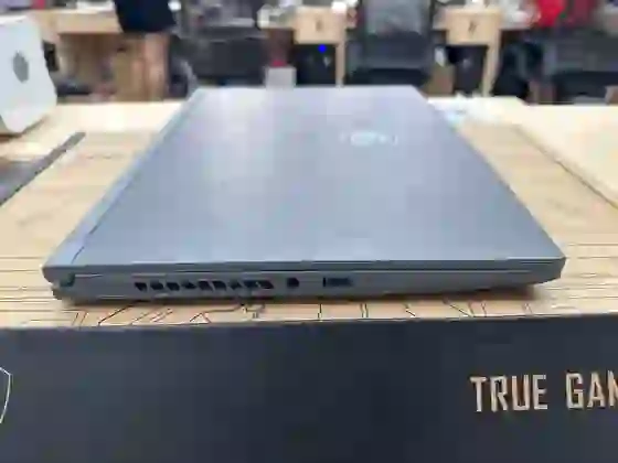 MSI Thin 15 B13VE 2824VN - Đã kích hoạt - *******003169 - 7