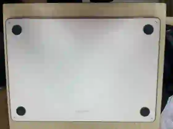 Macbook Air M2 13 inch 8GB 256GB 2022 - Cũ trầy xước - Trắng vàng - ****YTJP7M - 5