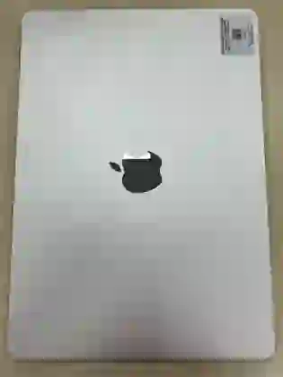 Macbook Air M2 13 inch 8GB 256GB 2022 - Cũ trầy xước - Trắng vàng - ****YTJP7M - 2