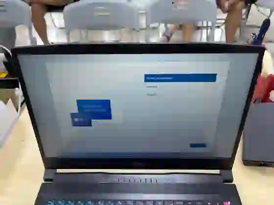 MSI Katana 15 B13UDXK-2411VN - Cũ trầy xước - *******056049 - 3