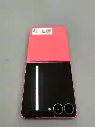 Samsung Galaxy Z Flip 7 5G 12GB 256GB - Đỏ - Cũ trầy xước - *********641375 - 6