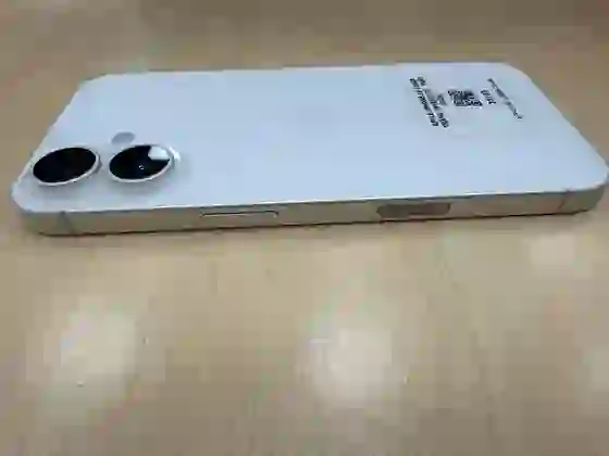 iPhone 16 128GB - Cũ trầy xước - Trắng - ****F4XJK6 - 4