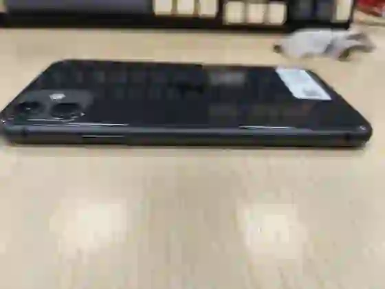 iPhone 11 64GB cũ trầy xước - ******E1N735 - 4