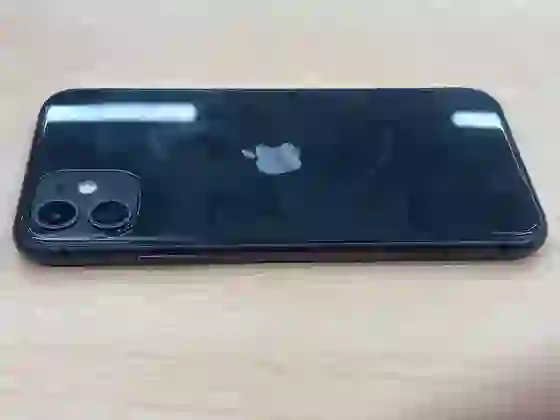 iPhone 11 128GB cũ trầy xước - *********879650 - 4