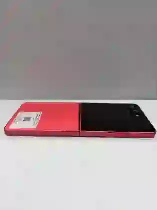 Samsung Galaxy Z Flip 7 5G 12GB 256GB - Đỏ - Cũ đẹp - *********640955 - 5