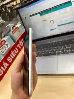 iPhone XR 64GB cũ đẹp - ******4DKXKP - 4